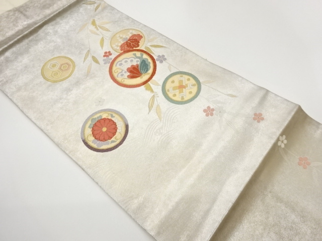 JAPANESE KIMONO / BUTTERFLY / FLOWER PATTERN WOVEN / A ROUNDED PATTERN
